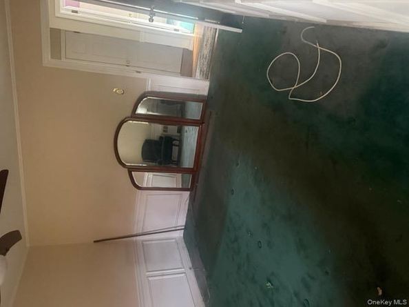 18 Beaverhill Lane, Huntington NY 11743