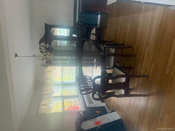 18 Beaverhill Lane, Huntington NY 11743