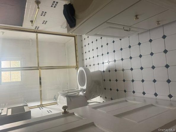 18 Beaverhill Lane, Huntington NY 11743