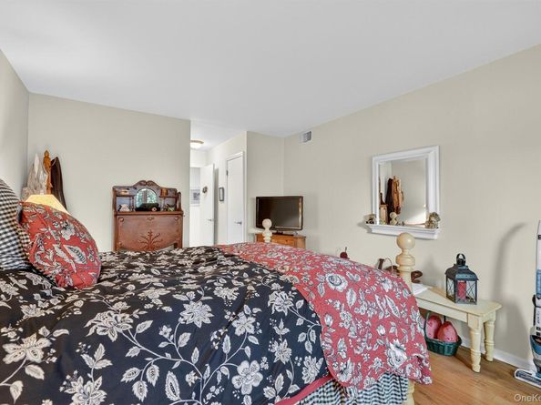 101 Eagle Bay Drive 101, Ossining NY 10562