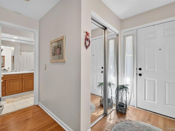 101 Eagle Bay Drive 101, Ossining NY 10562
