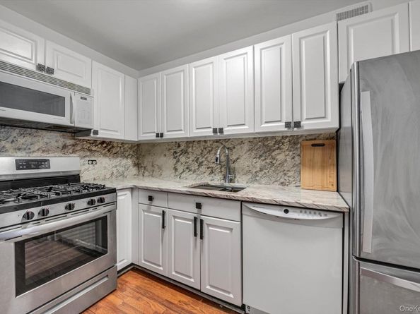 77 Bleecker Street 105, New York (Manhattan) NY 10012