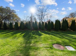 49 Freedom Lane, Coram NY 11727