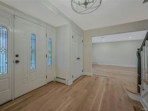 43 Edcris Lane, Huntington NY 11743