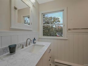 43 Edcris Lane, Huntington NY 11743