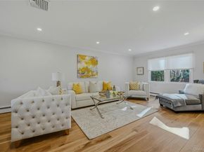 43 Edcris Lane, Huntington NY 11743