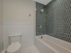 43 Edcris Lane, Huntington NY 11743