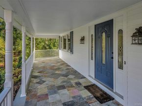 43 Edcris Lane, Huntington NY 11743