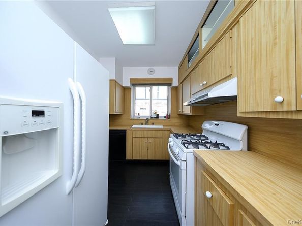 2250 E 29th Street, Brooklyn NY 11229