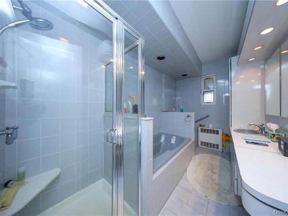 2250 E 29th Street, Brooklyn NY 11229