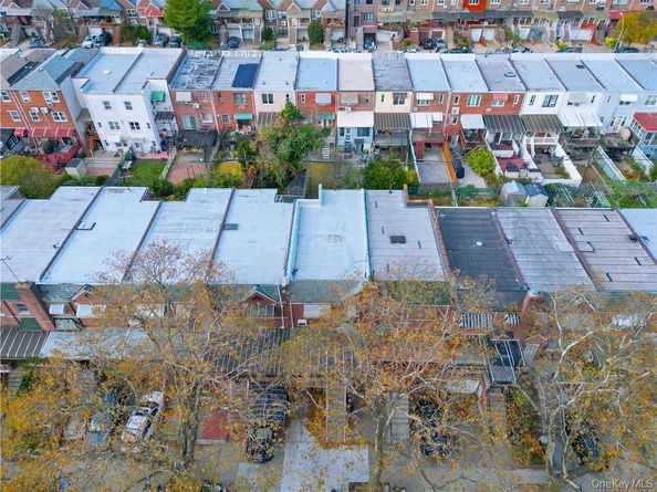 2250 E 29th Street, Brooklyn NY 11229