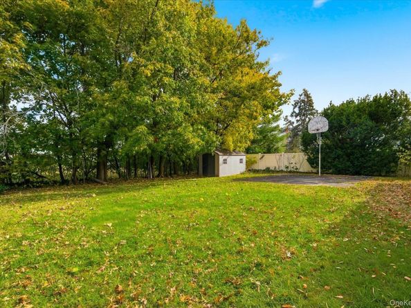 519 Chester Street, Uniondale NY 11553