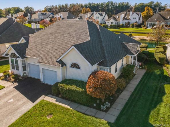 53 Goose Neck Lane, Riverhead NY 11901