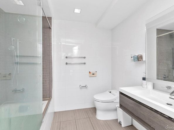 39-16 Prince Street 8E, Flushing NY 11354