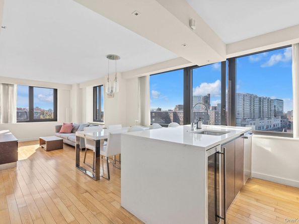 39-16 Prince Street 8E, Flushing NY 11354