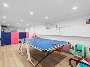 28 Elm Street, Woodbury NY 11797