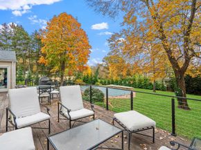 28 Elm Street, Woodbury NY 11797