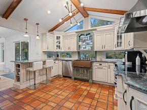 28 Elm Street, Woodbury NY 11797