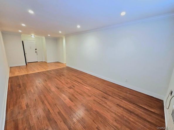 501 Riverdale Avenue 2J, Yonkers NY 10705