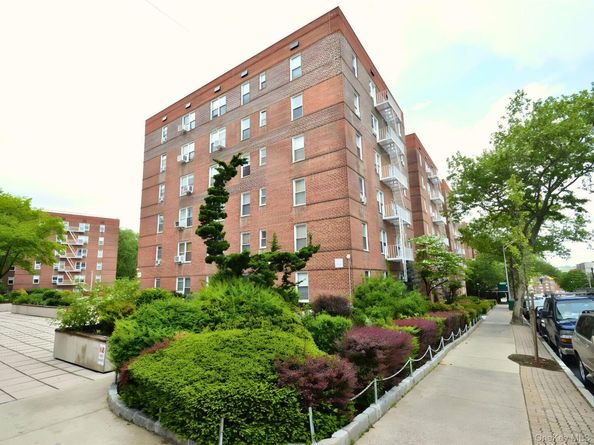 501 Riverdale Avenue 2J, Yonkers NY 10705
