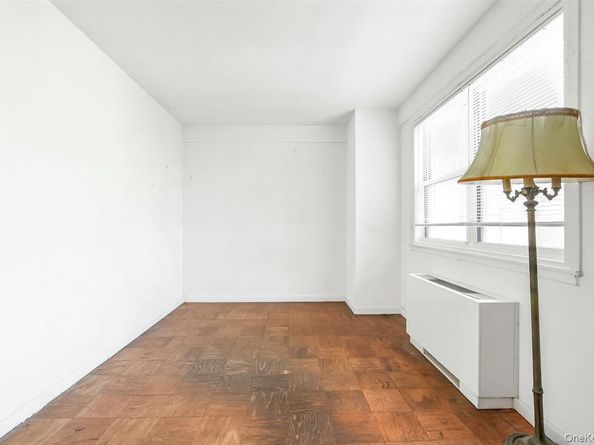 77 E 12 Street 17K, New York (Manhattan) NY 10003