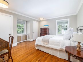 22 Oakdale Road, Rockville Centre NY 11570