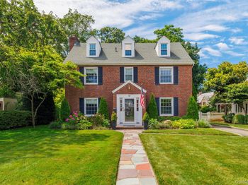 22 Oakdale Road