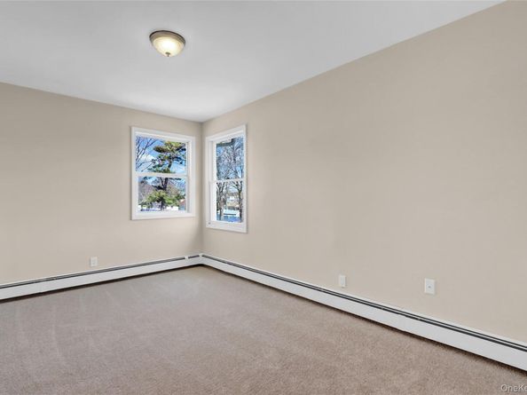 83 Fairview Avenue, Islip Terrace NY 11752