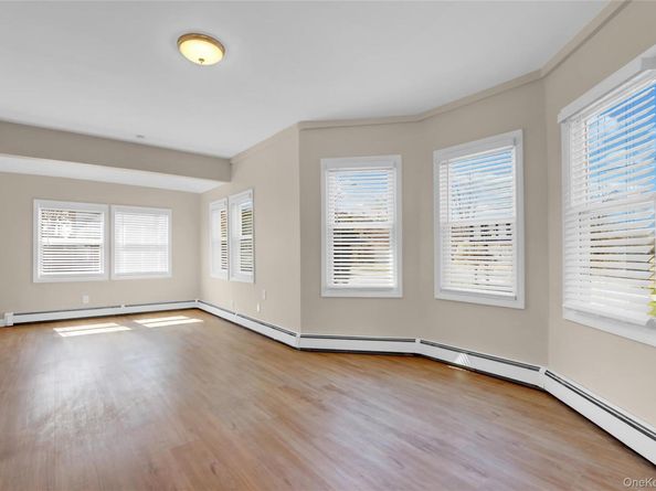 83 Fairview Avenue, Islip Terrace NY 11752