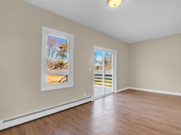 83 Fairview Avenue, Islip Terrace NY 11752