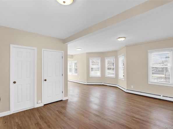 83 Fairview Avenue, Islip Terrace NY 11752