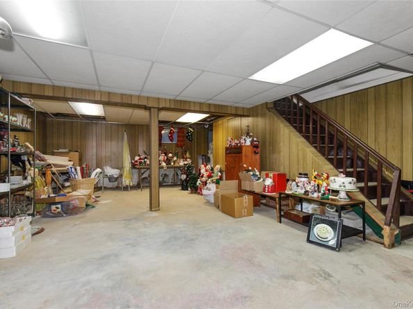 13 Linda Road, Port Washington NY 11050