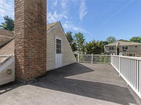 13 Linda Road, Port Washington NY 11050
