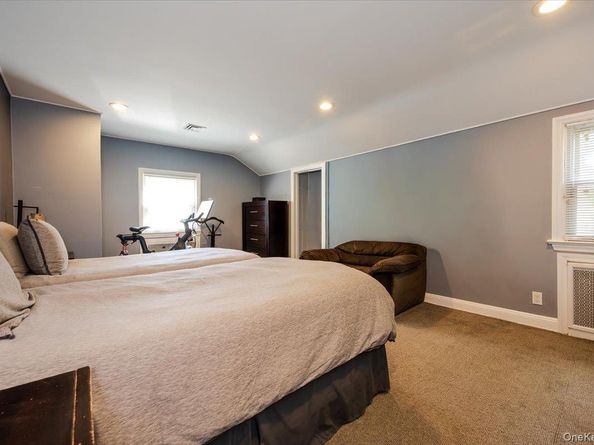 359 Derby Avenue, Woodmere NY 11598