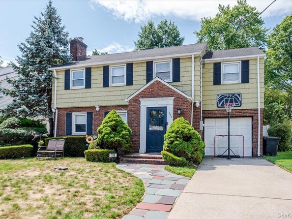359 Derby Avenue, Woodmere NY 11598