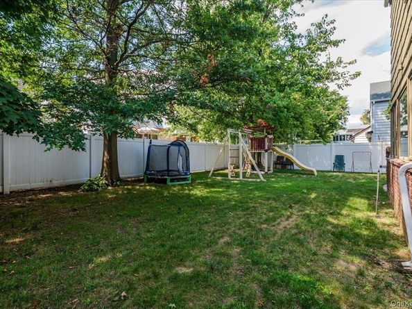 359 Derby Avenue, Woodmere NY 11598