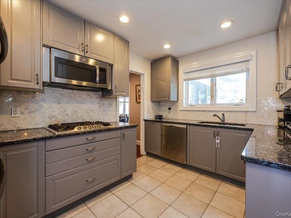 359 Derby Avenue, Woodmere NY 11598