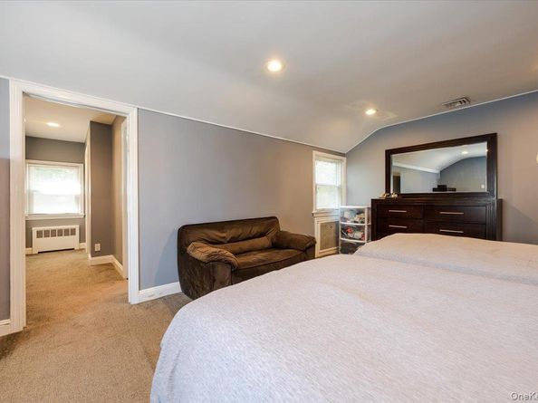 359 Derby Avenue, Woodmere NY 11598