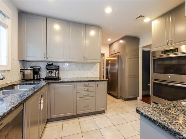 359 Derby Avenue, Woodmere NY 11598