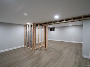 16 Eleanor Road, Plainview NY 11803