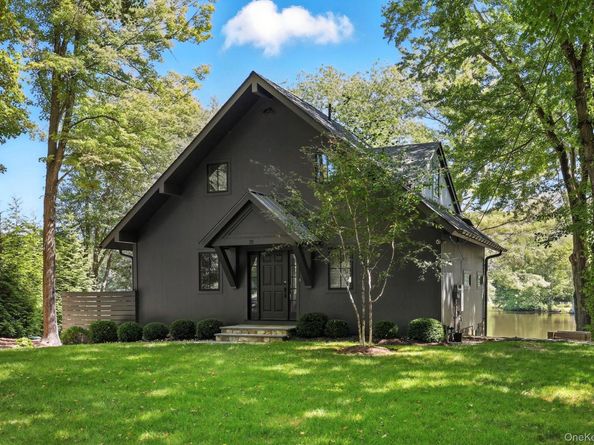 21 Lake Shore Drive, South Salem NY 10590