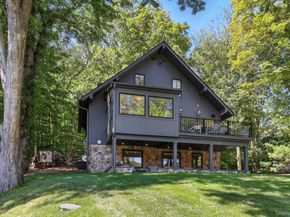 21 Lake Shore Drive, South Salem NY 10590