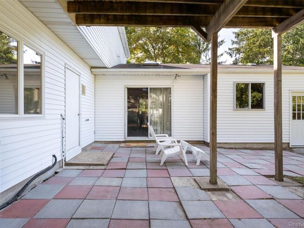 181 Hot Water Street, Manorville NY 11949