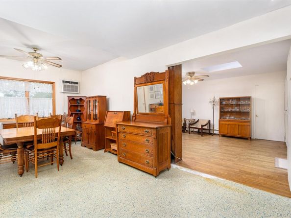 181 Hot Water Street, Manorville NY 11949