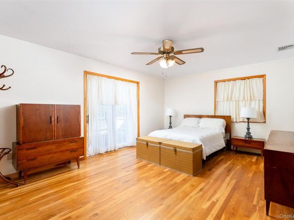 181 Hot Water Street, Manorville NY 11949