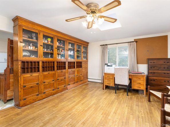 181 Hot Water Street, Manorville NY 11949