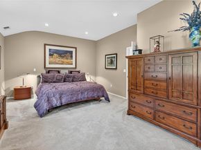 18 Roundtree Drive, Melville NY 11747