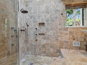 18 Roundtree Drive, Melville NY 11747