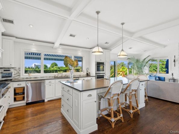 49 Tuthill Lane, Remsenburg NY 11960