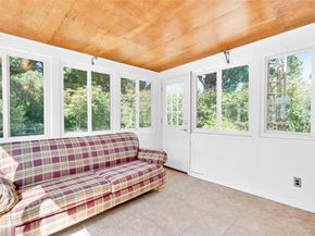 37 Parkview Court, White Plains NY 10603